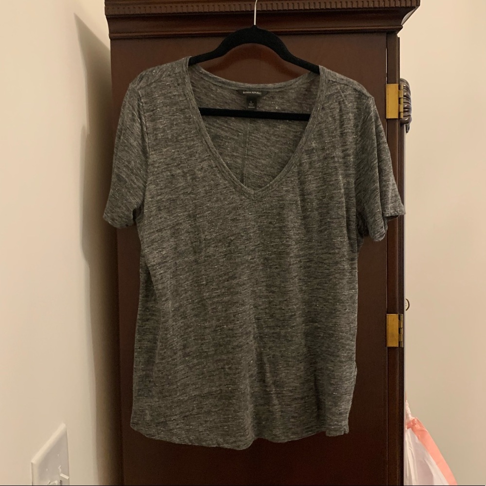 Banana Republic Linen V Neck